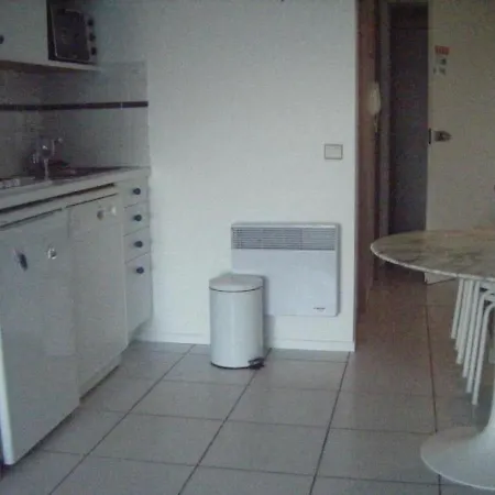 4 Personnes Avec Jardin 1 Appartement Royan